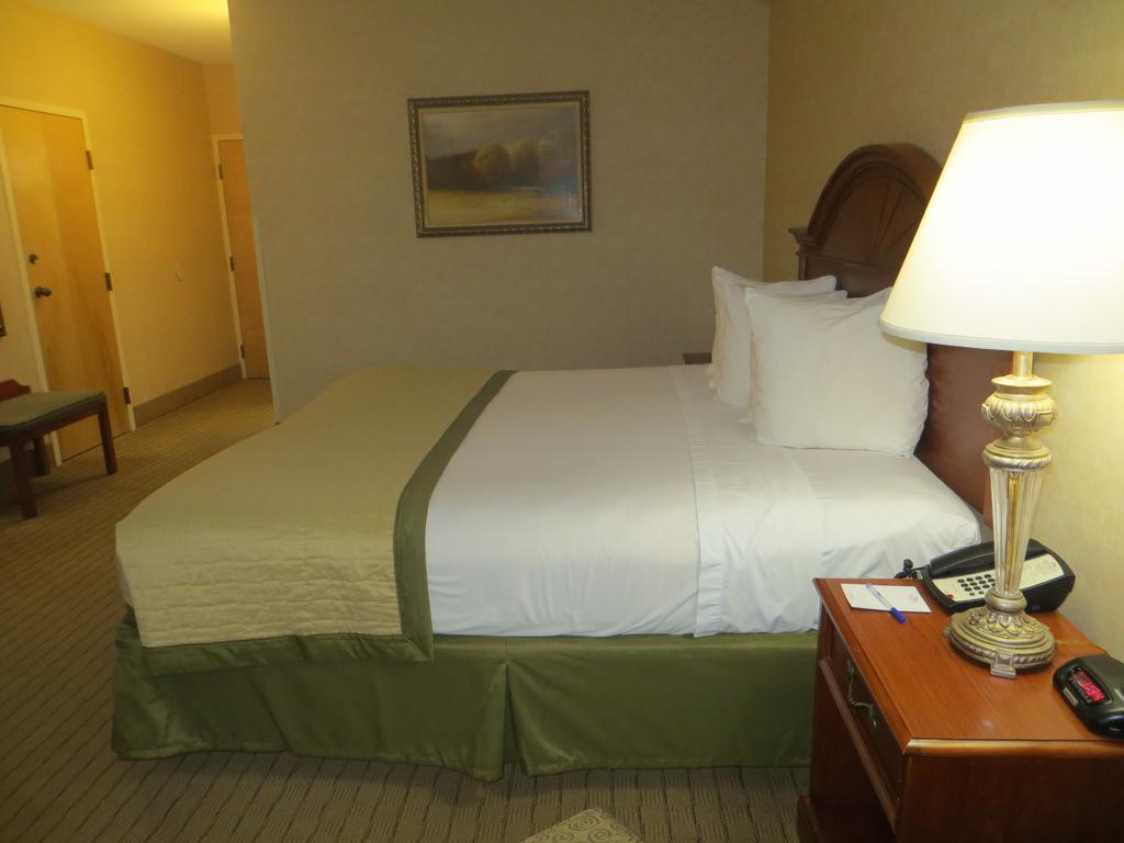Hotel Baymont By Wyndham Indianapolis West Extérieur photo