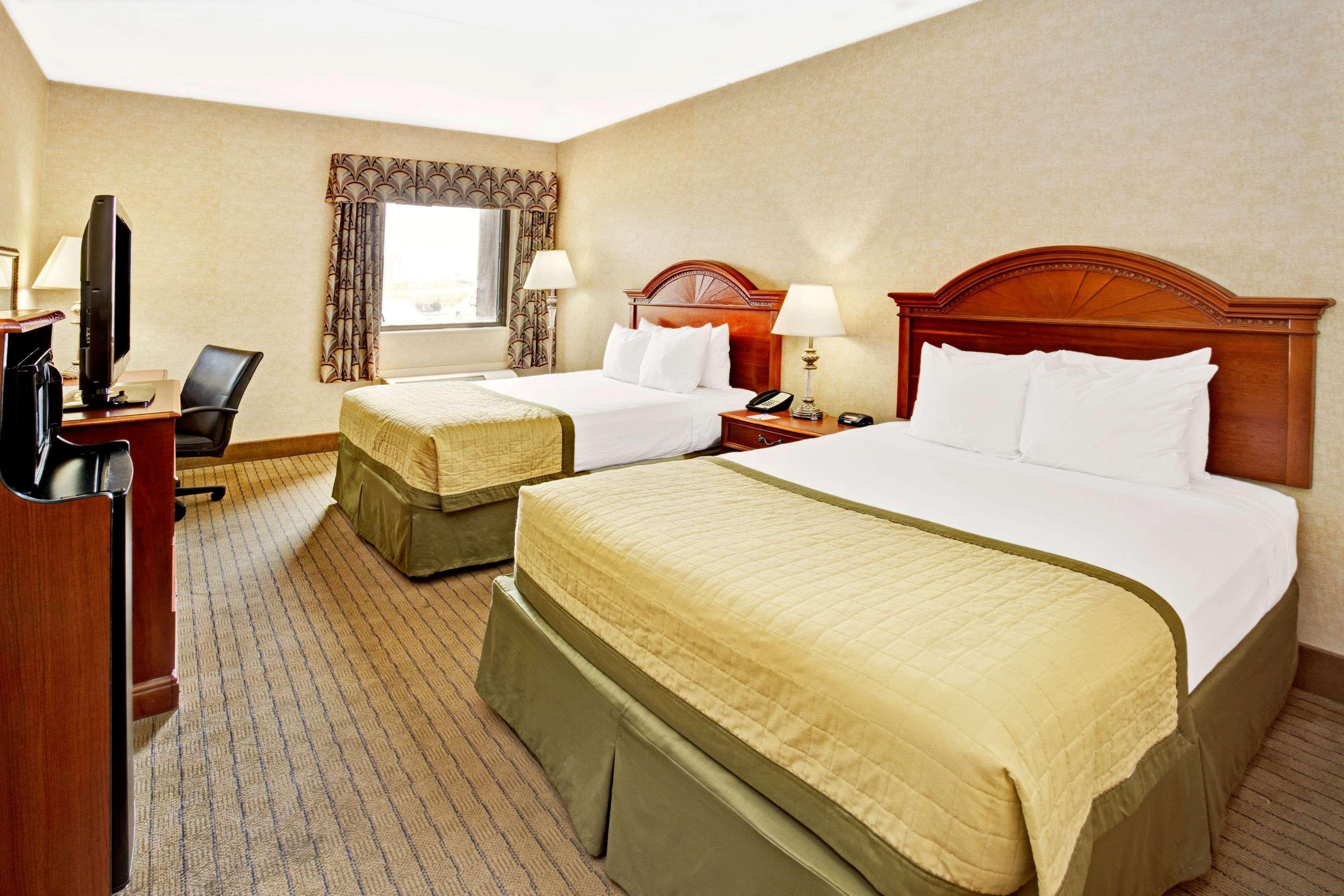 Hotel Baymont By Wyndham Indianapolis West Extérieur photo