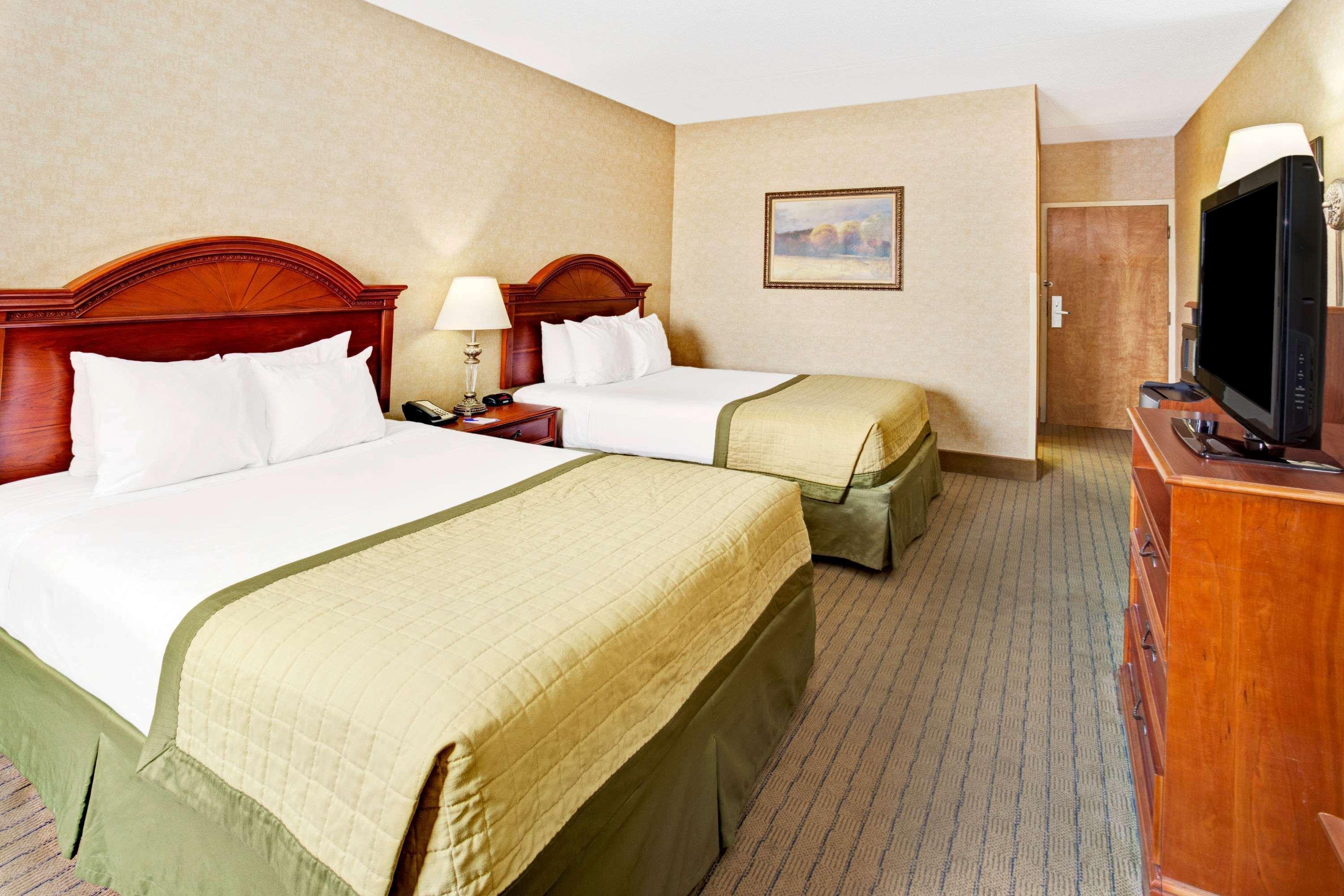 Hotel Baymont By Wyndham Indianapolis West Extérieur photo
