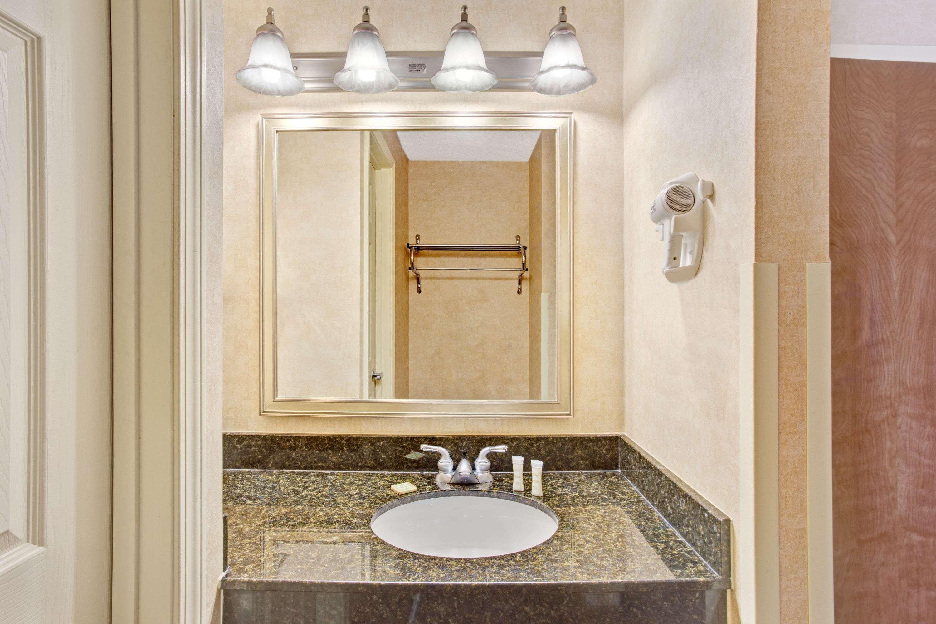 Hotel Baymont By Wyndham Indianapolis West Extérieur photo