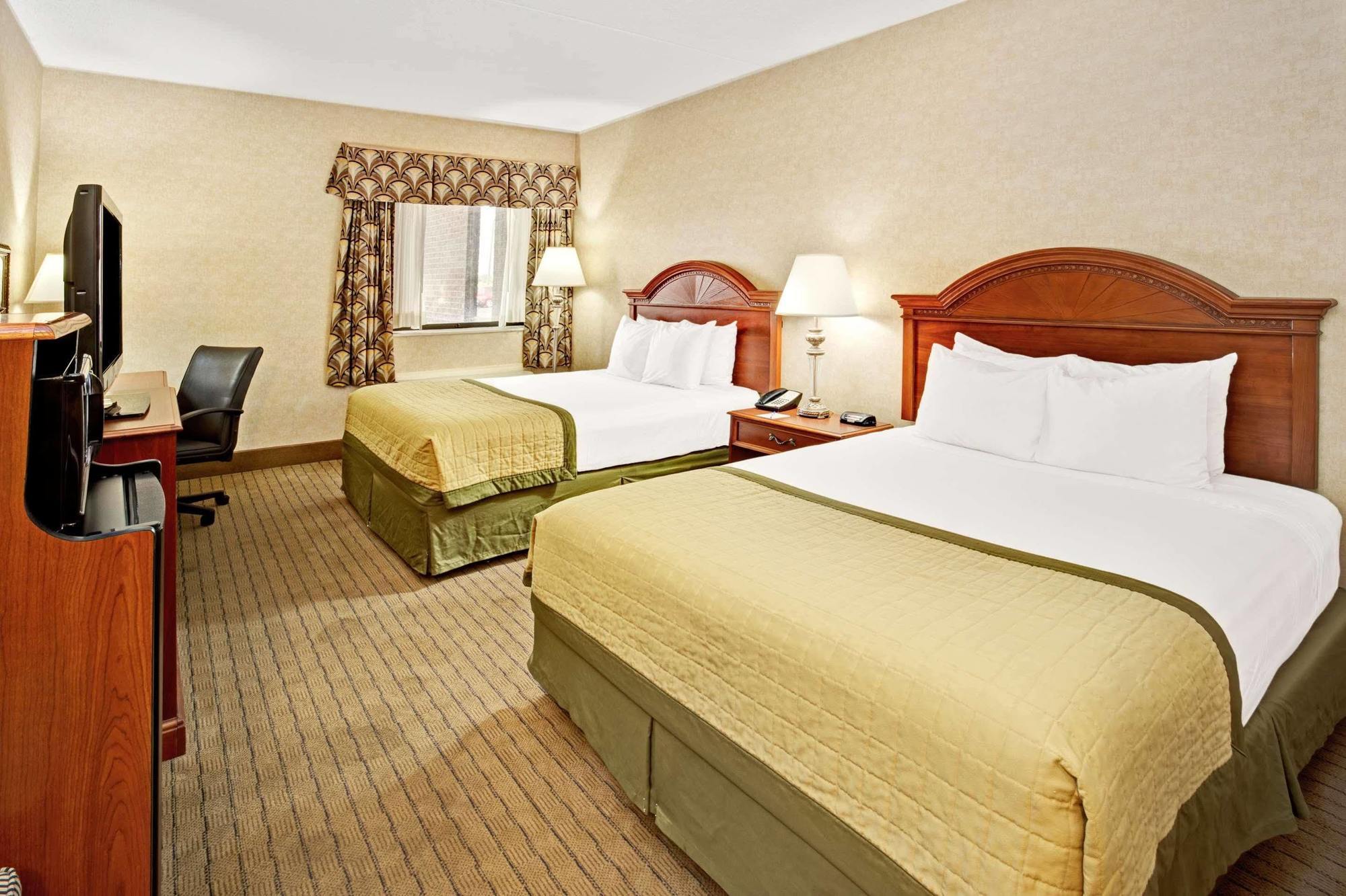 Hotel Baymont By Wyndham Indianapolis West Extérieur photo