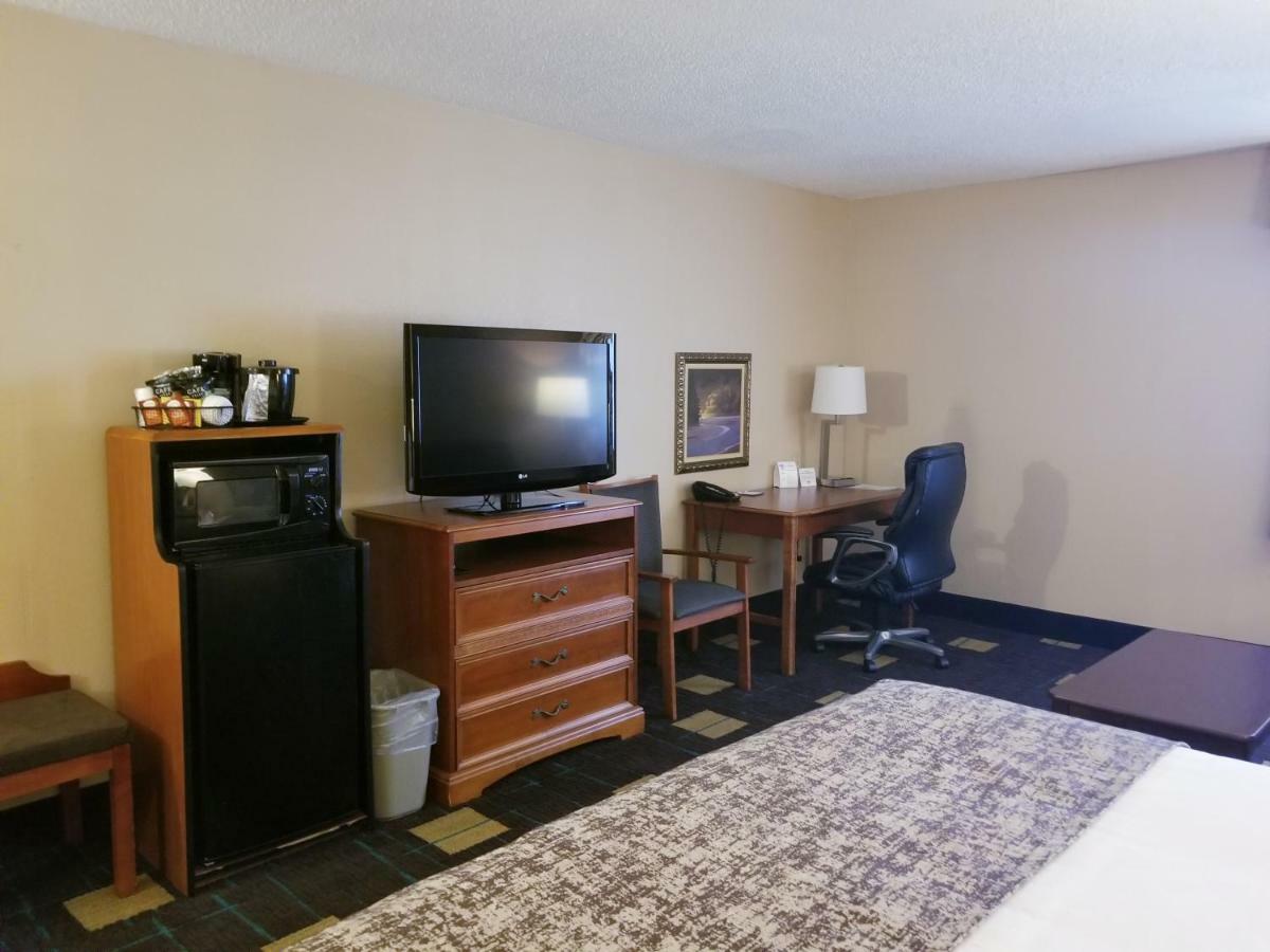 Hotel Baymont By Wyndham Indianapolis West Extérieur photo