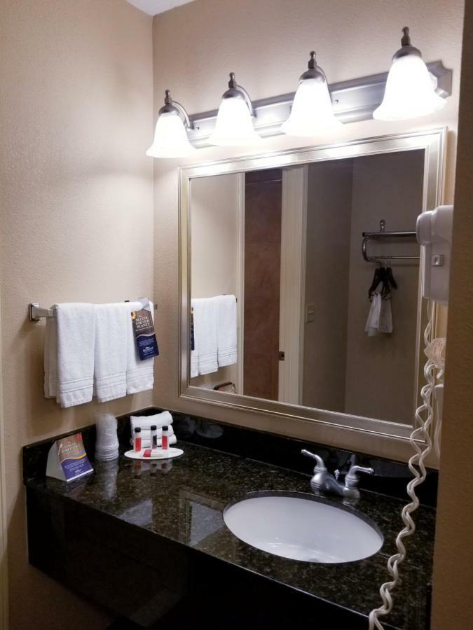 Hotel Baymont By Wyndham Indianapolis West Extérieur photo